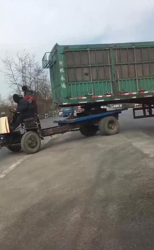 国产拖拉机是啥车啊视频,揭秘我国农业机械的“铁牛”风采